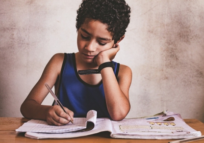 Perché scrivere a mano è una fatica per i bambini di oggi?