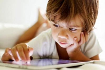 Smartphone e penne cancellabili sono state le cause della perdita del corsivo